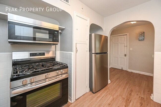 Photo - 872 Clifton Crest Terrace Apartamento Unidad 1