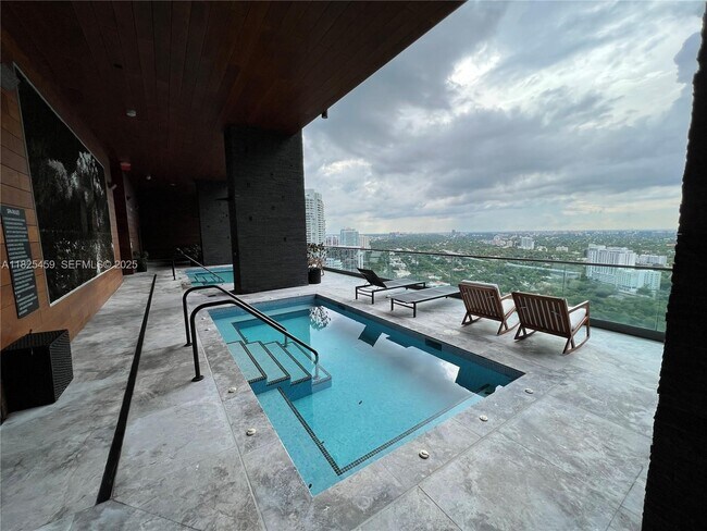 Photo - 1451 Brickell Ave Unit 2404