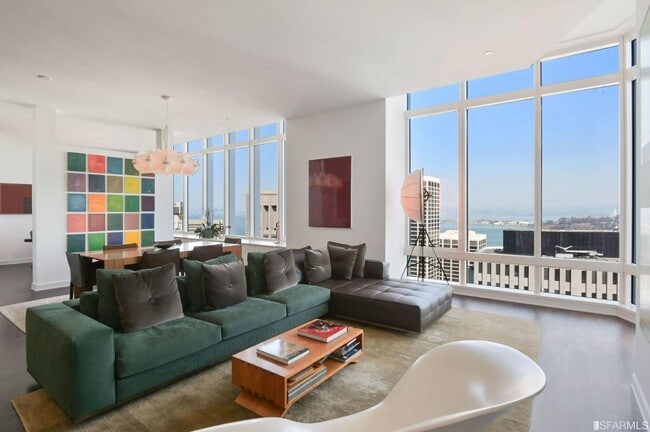 Building Photo - 301 Mission St