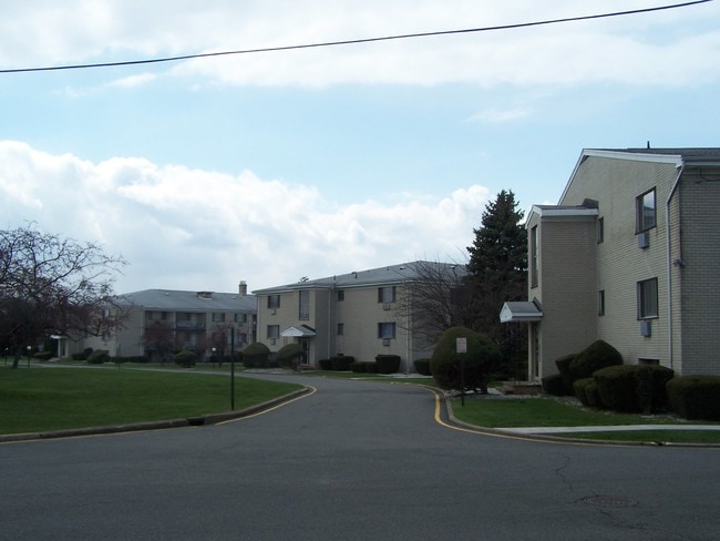 Baldwin Manor