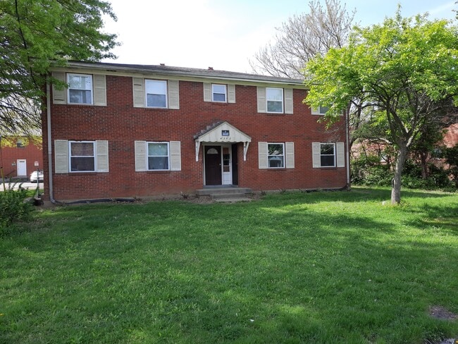Building Photo - 4302 Naomi Dr Unit Apt. #3