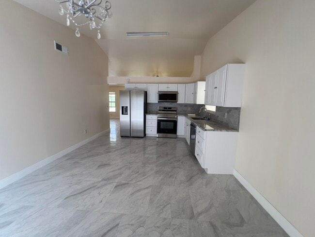 Photo - 7926 Burlwood Ln