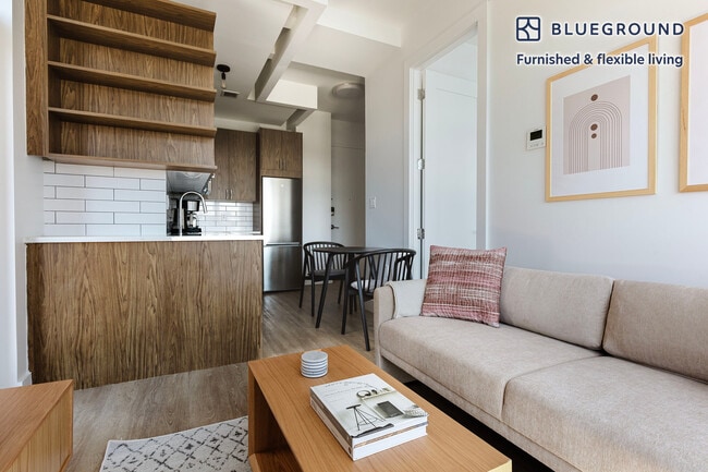 Photo - 82 4th Ave Unit FL9-ID1514