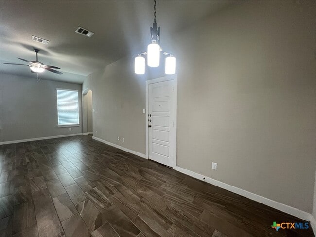 Photo - 1119 Creekside Orchard
