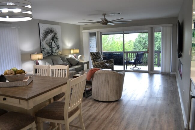 Photo - 200 Hamilton Oaks Dr Unit J3