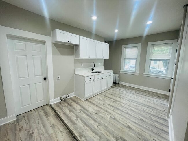 Photo - 289 Elmwood Ave