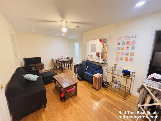 Photo - 62 Egmont St Unit 3