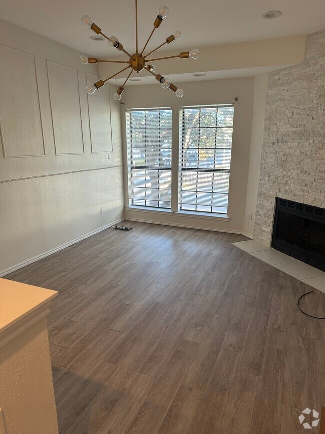 Building Photo - 5100 Verde Valley Ln Unit 279 Rental