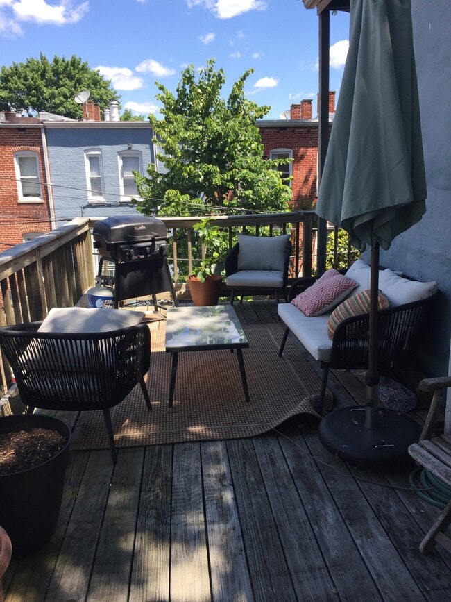 deck - 242 12th Pl NE Unit #4