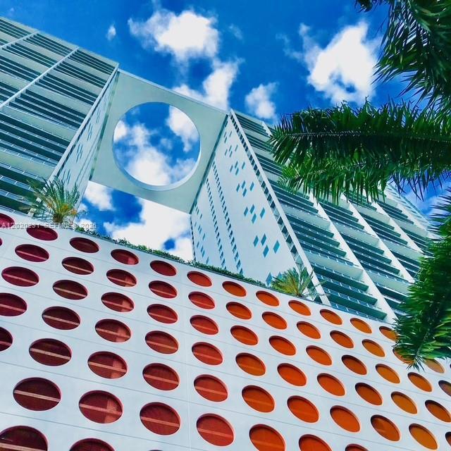 Building Photo - 500 Brickell Ave Unit 2208