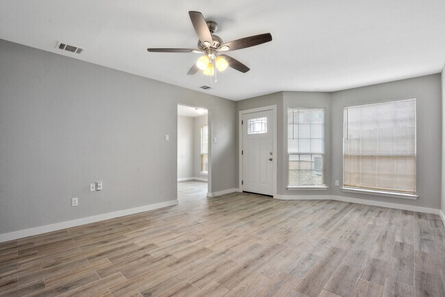 Photo - 9011 Sanger Dr