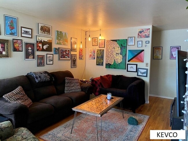 Photo - 2409-2413 Clearview Ave Unidad 2413 Clearview Ave