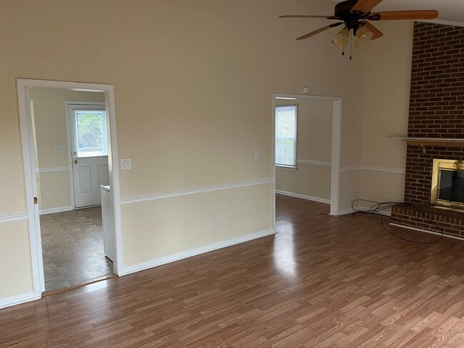 Photo - 684 Williams-White Rd