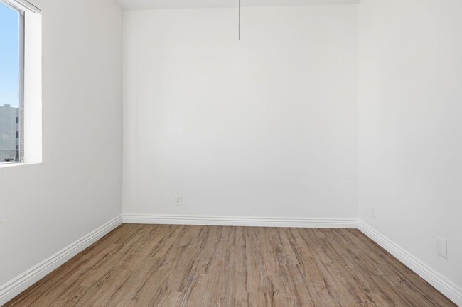 Photo - 600 S Alvarado St Unidad 415