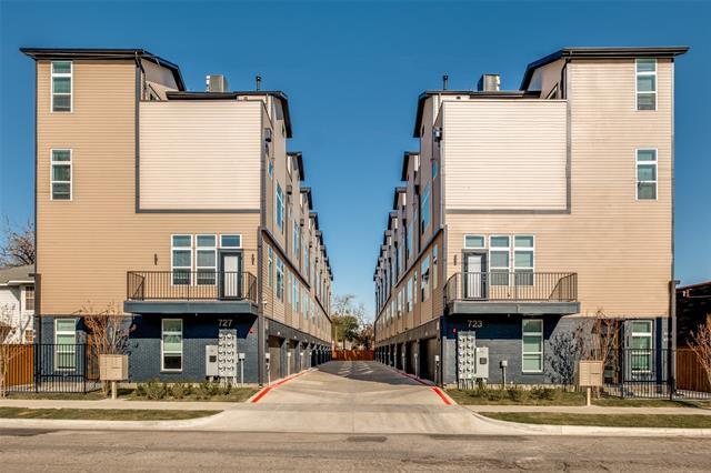 Building Photo - 723 W 10th St