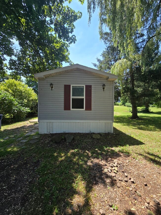 Building Photo - 4006 Outlet Rd Rental