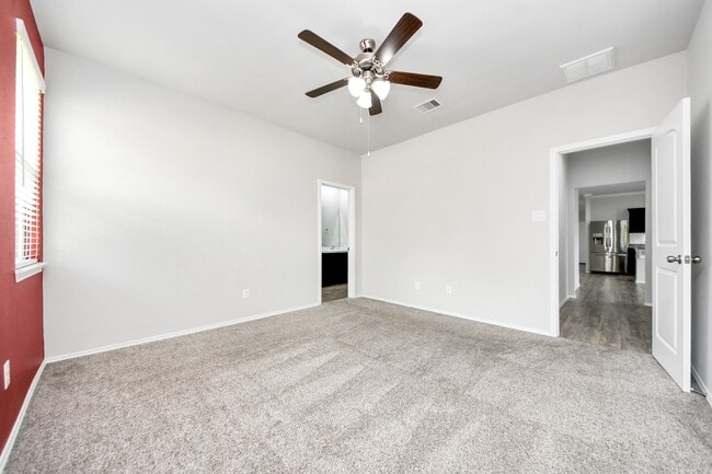 Photo - 7822 London Tower Ln