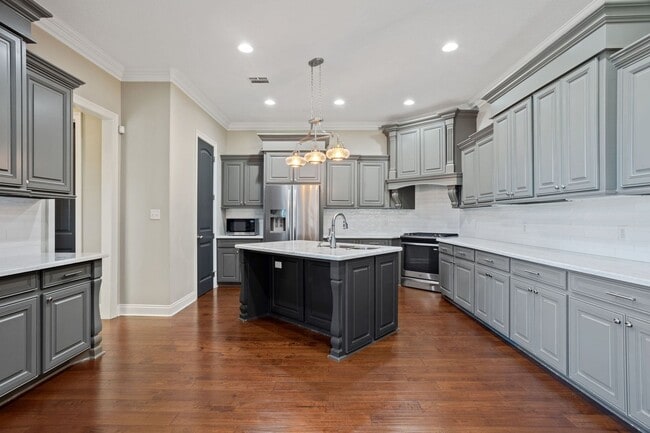 Photo - 5807 Willow Breeze Dr