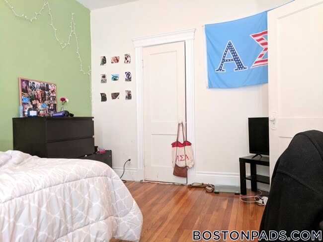 Photo - 1350 Commonwealth Ave Unidad 17
