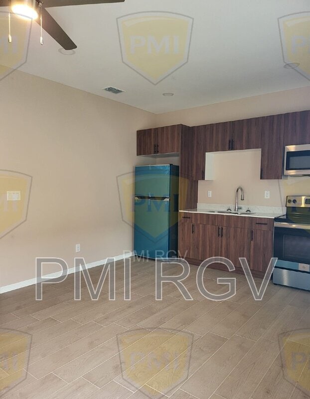 Photo - 3009 W Kenwood St Unit 4