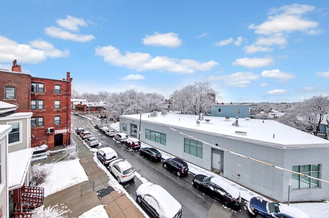 Photo - 105 School St Unit 3