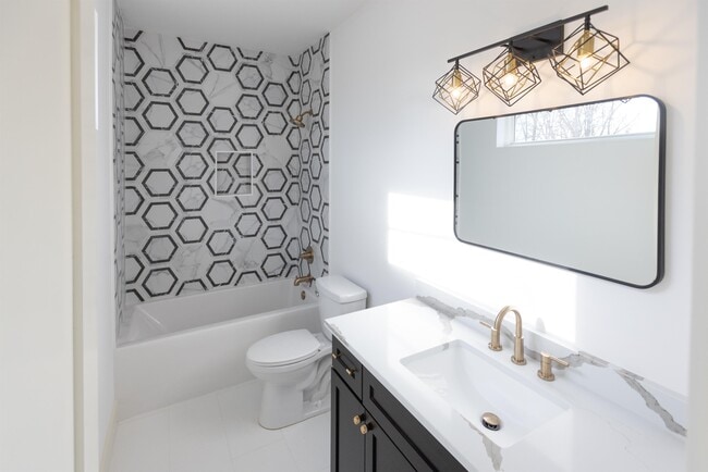 Photo - 1523 Marlowe Ave