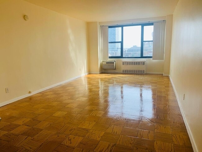 Photo - 10 Huron Ave Unit 6E