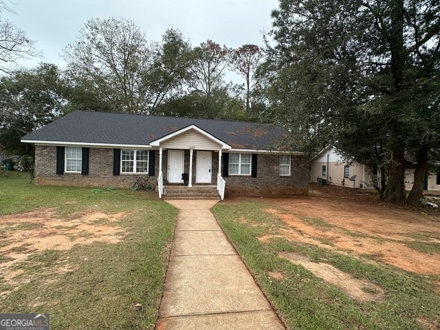 Building Photo - 323 Carriage Ln