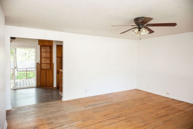 Photo - Charming 4 Bedroom, 1.75 Bath Brick Ranch Near Old Town!