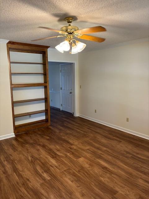 Photo - 2054 Essex Dr