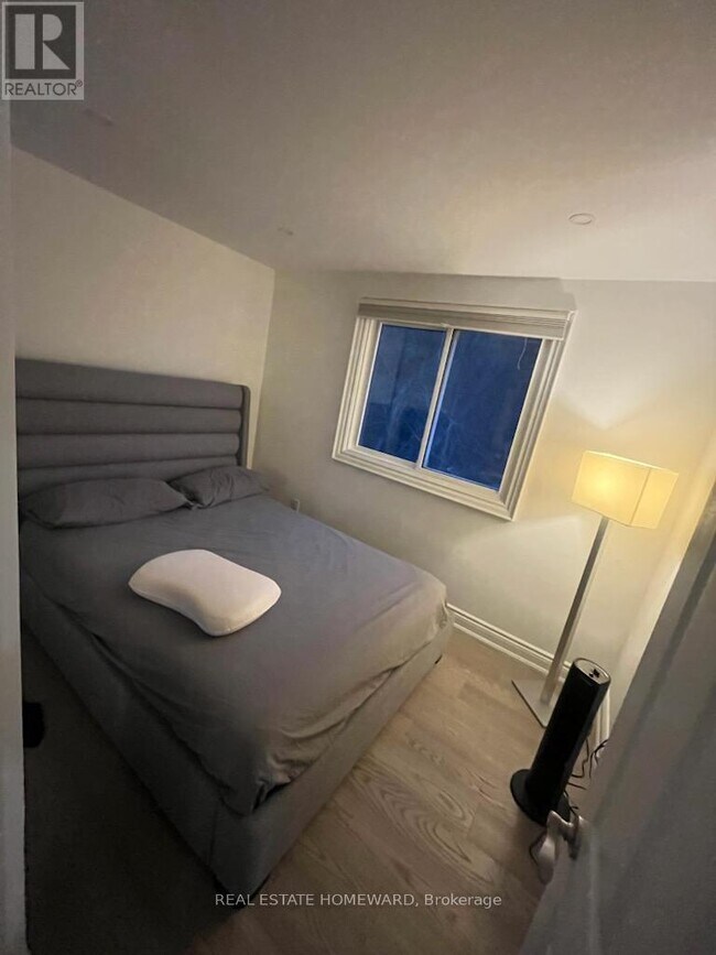 Photo - 932 Elgin St