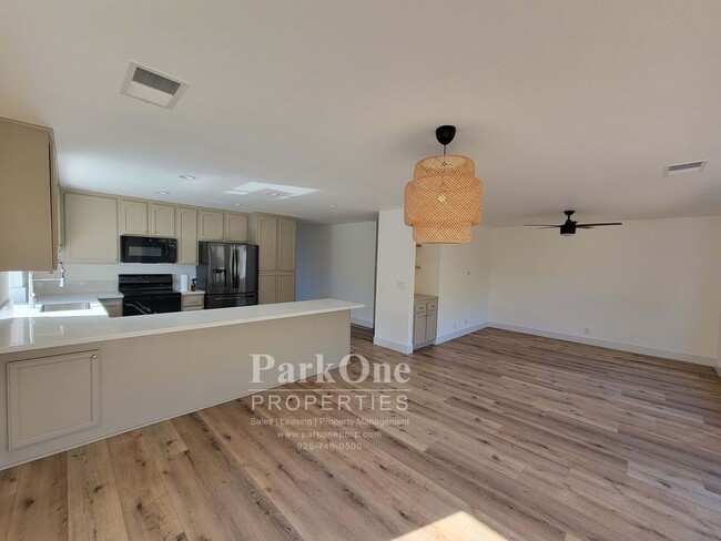 Photo - Spacious Updated Home with Expansive Private Yard