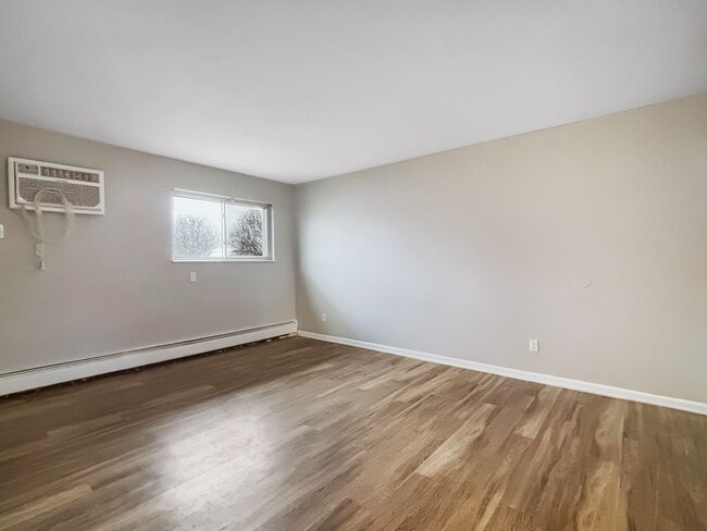 Photo - 1720 Porter St SW Unit 9