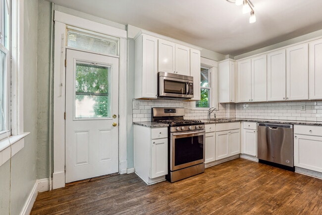 Photo - 2246 N 4th St