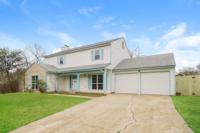 Photo - Recently updated-4 Bedroom house located about 11  miles from Randolph Air Force Base