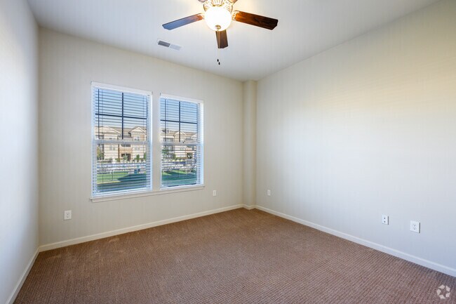 2BR, 2BA - 1,217SF - Bedroom