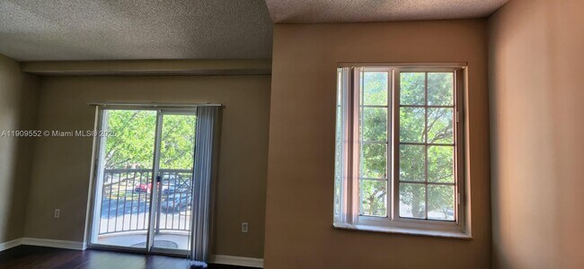 Photo - 4151 N Haverhill Rd Unit 1523