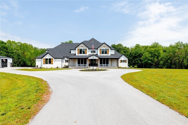 Photo - 2762 Wilson Ln