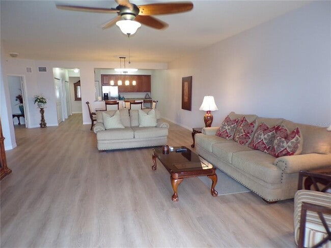 Photo - 93 Vivante Blvd Unit 9323