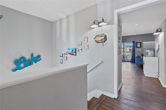 111 Comanche Dr