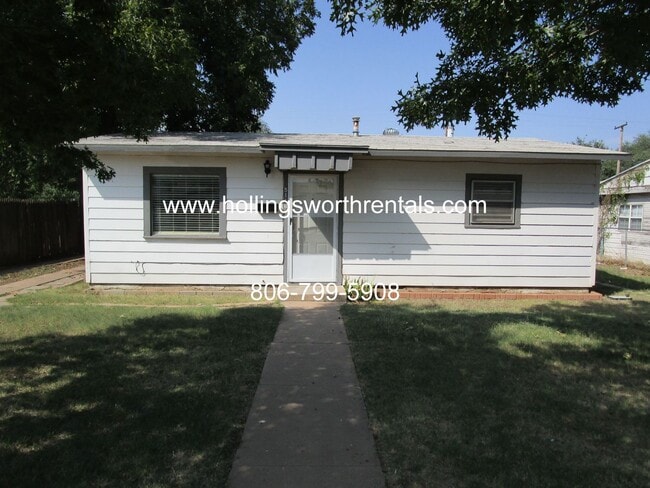 Building Photo - Beautiful 3 Bedroom 2 bath