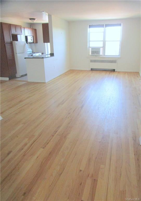 Photo - 595 McLean Ave Unidad 6G