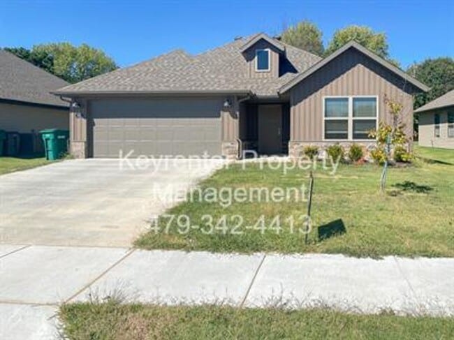 Building Photo - Beautiful Home in Rogers