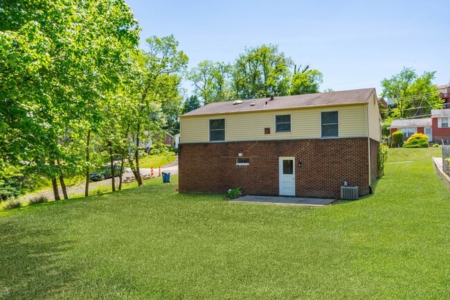 Photo - AVAILABLE JULY 1ST! Don't miss this STUNNING & UPDATED 3 bedroom in Baldwin!