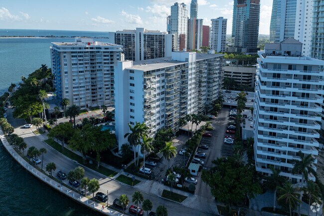 1408 Brickell Bay Dr - Brickell Bay Towers Condominium