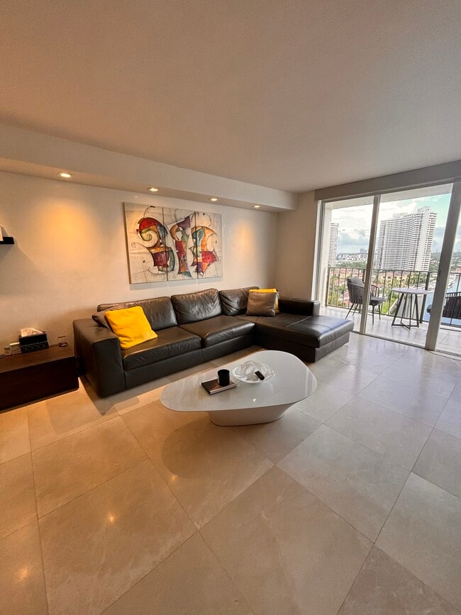 Photo - 2181 NE 167th St Unit C1