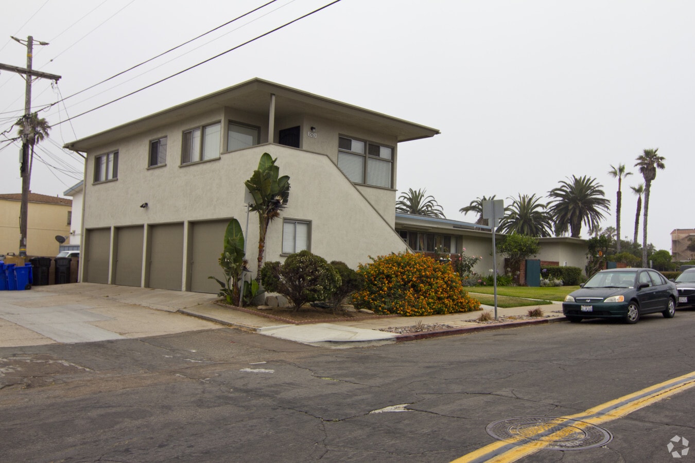 Photo - 1557 Cable St Apartments