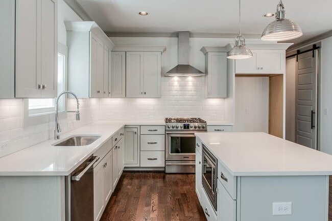 Photo - 503 Acklen Park Dr