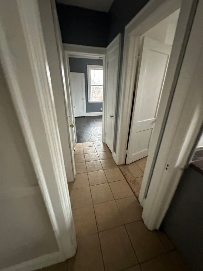 Photo - 2741 Doris St Unit Upper 1