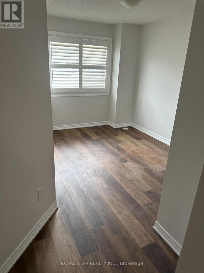 Photo - 2420 Baronwood Dr